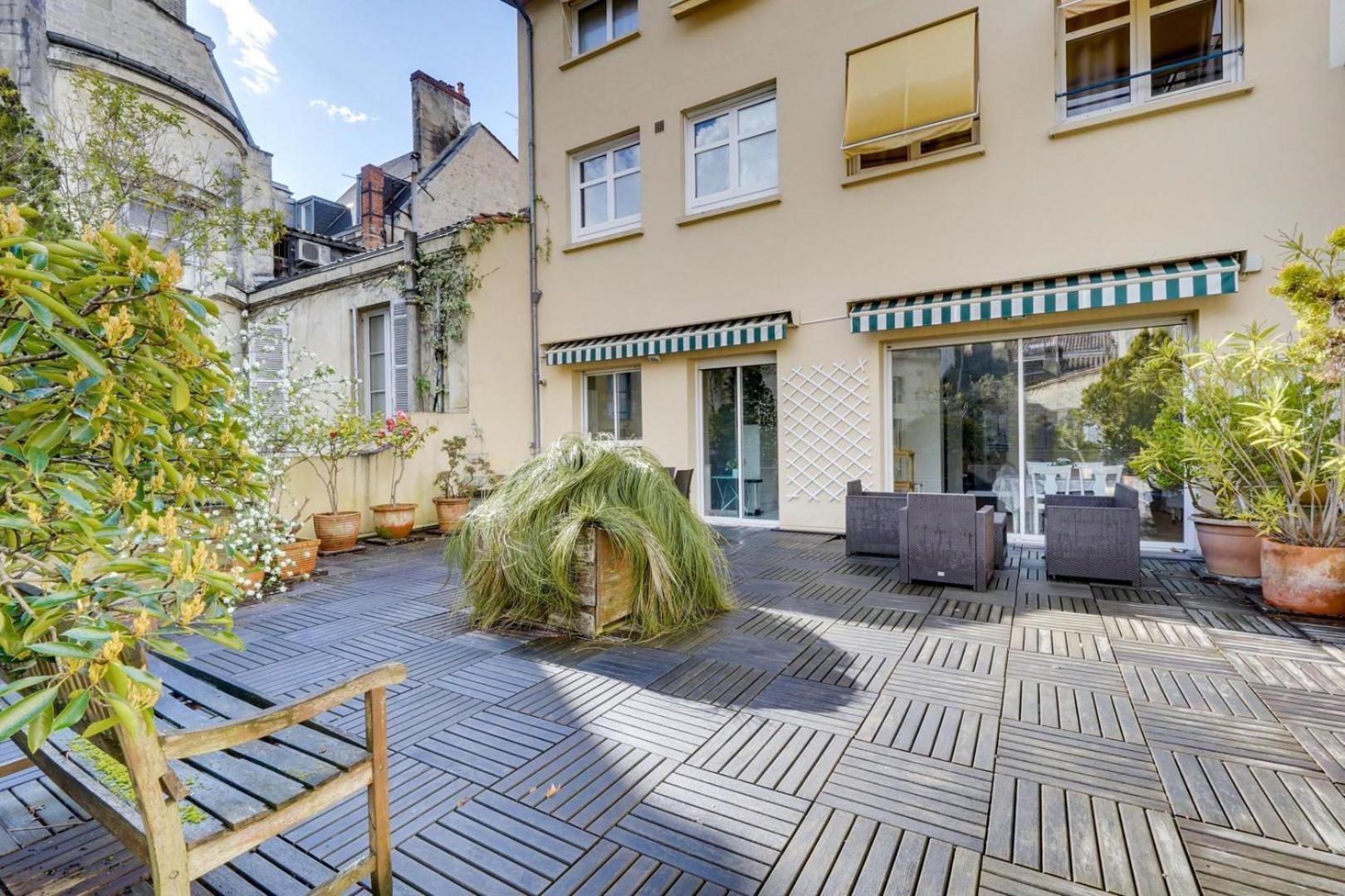 Lovely Apartment With Exceptional Terrace Bordéus Exterior foto